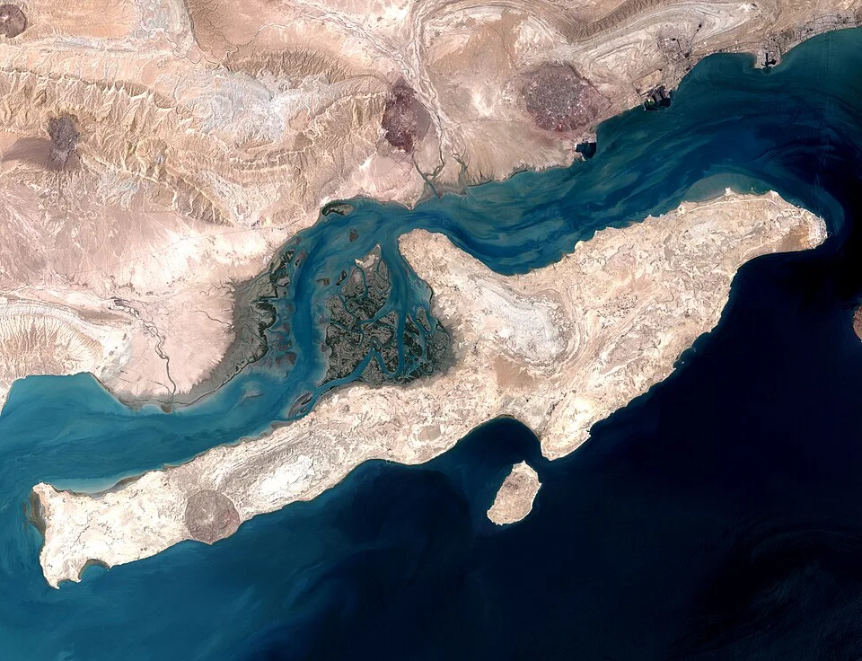 قشم فراتر از هتل | راهنمای سفر یکروزه و چندروزه ۱۴۰۵